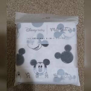 Disney Baby Milk Snob 5-in-1 Cover - Black and White